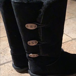 Size 7 bear paw boots like new